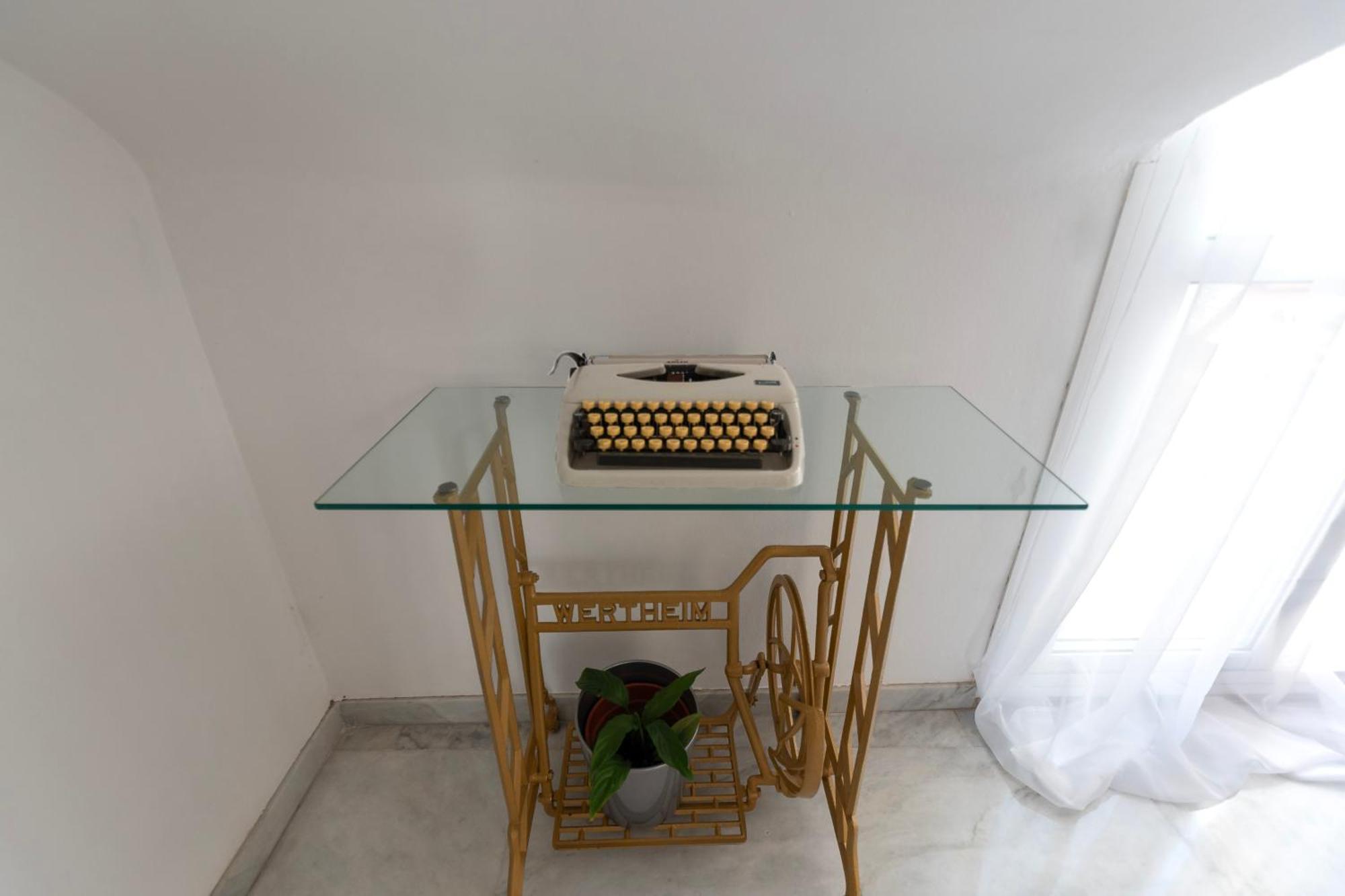 La Buhardilla De Olivia Apartment Malaga Ngoại thất bức ảnh